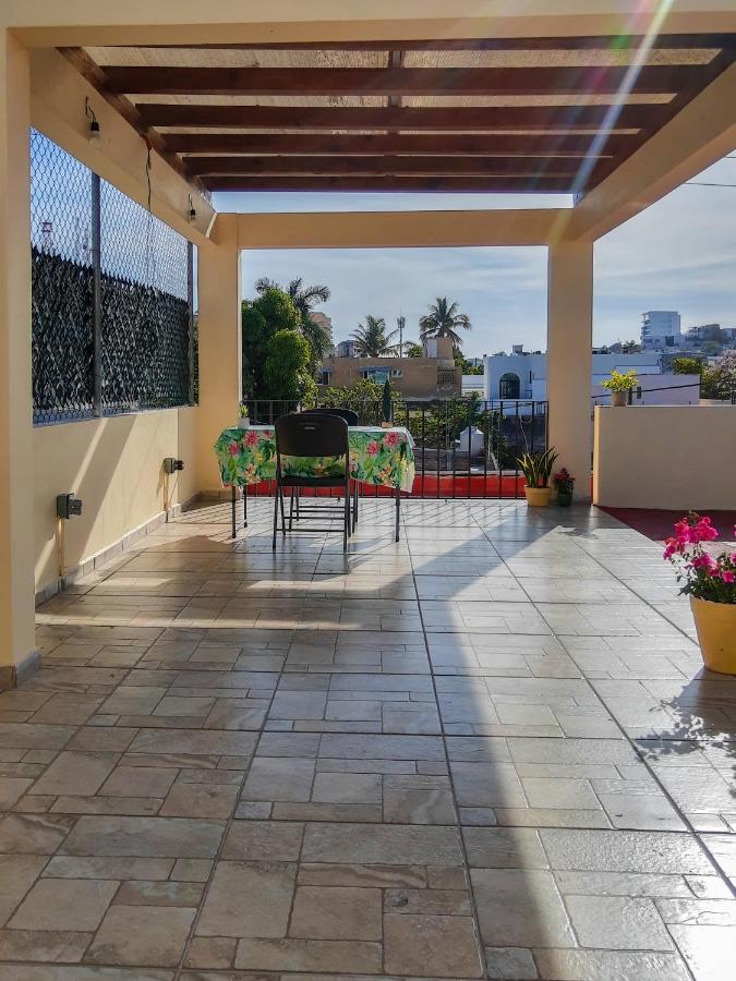 Hostal En El Centro Lakiwa Mazatlan Exterior photo