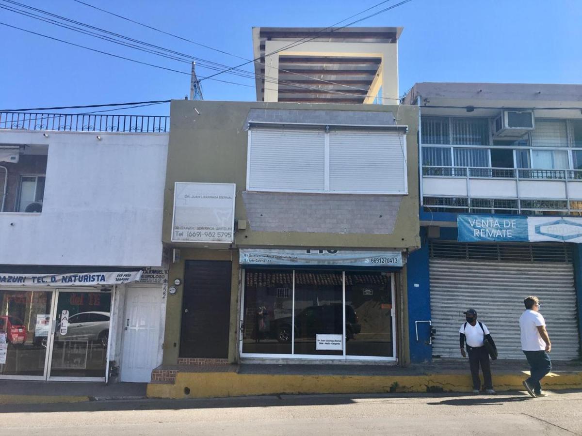 Hostal En El Centro Lakiwa Mazatlan Exterior photo